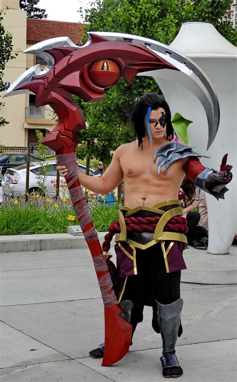 league of legends cosplay male